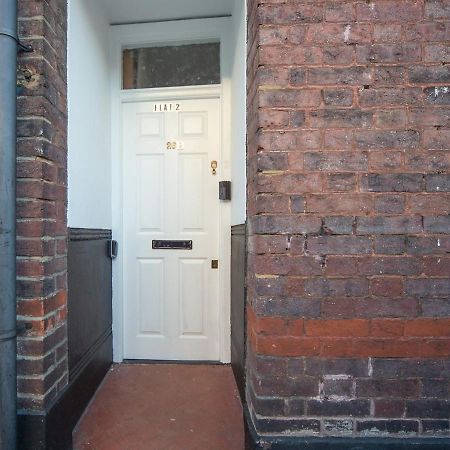 Bellaliving 2 Bedroom Apartment - Luton ルートン エクステリア 写真